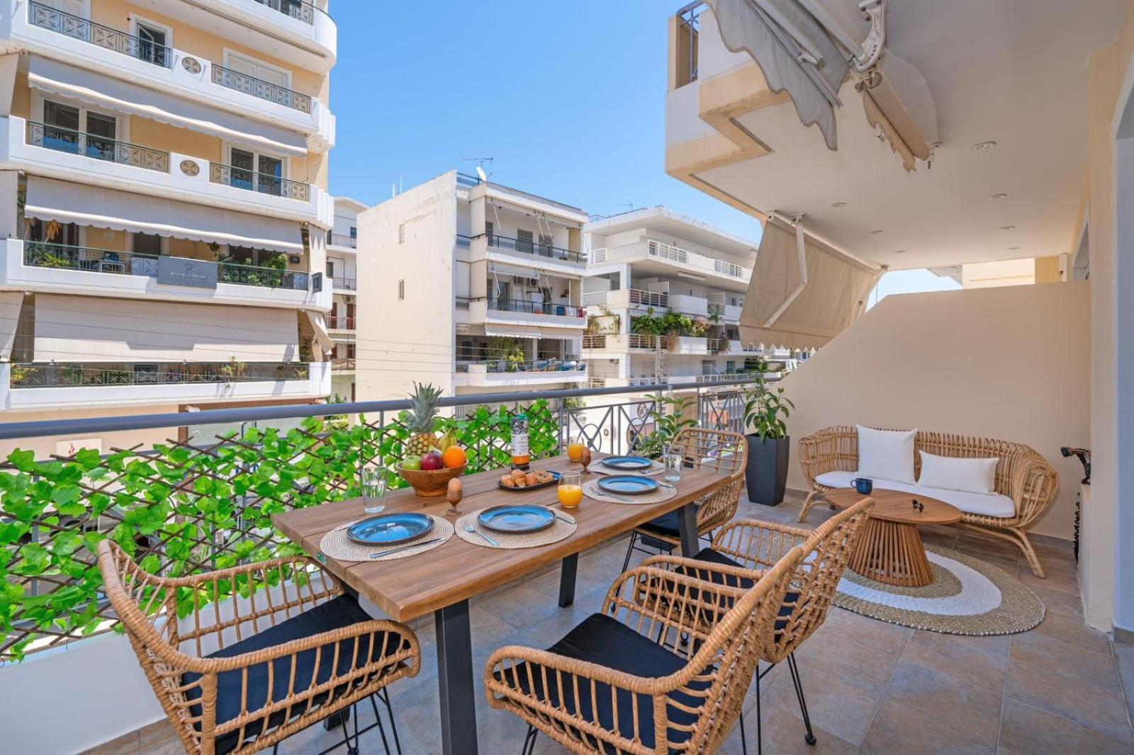Luxurious Coastal Retreat In Central Glyfada Athen Eksteriør billede